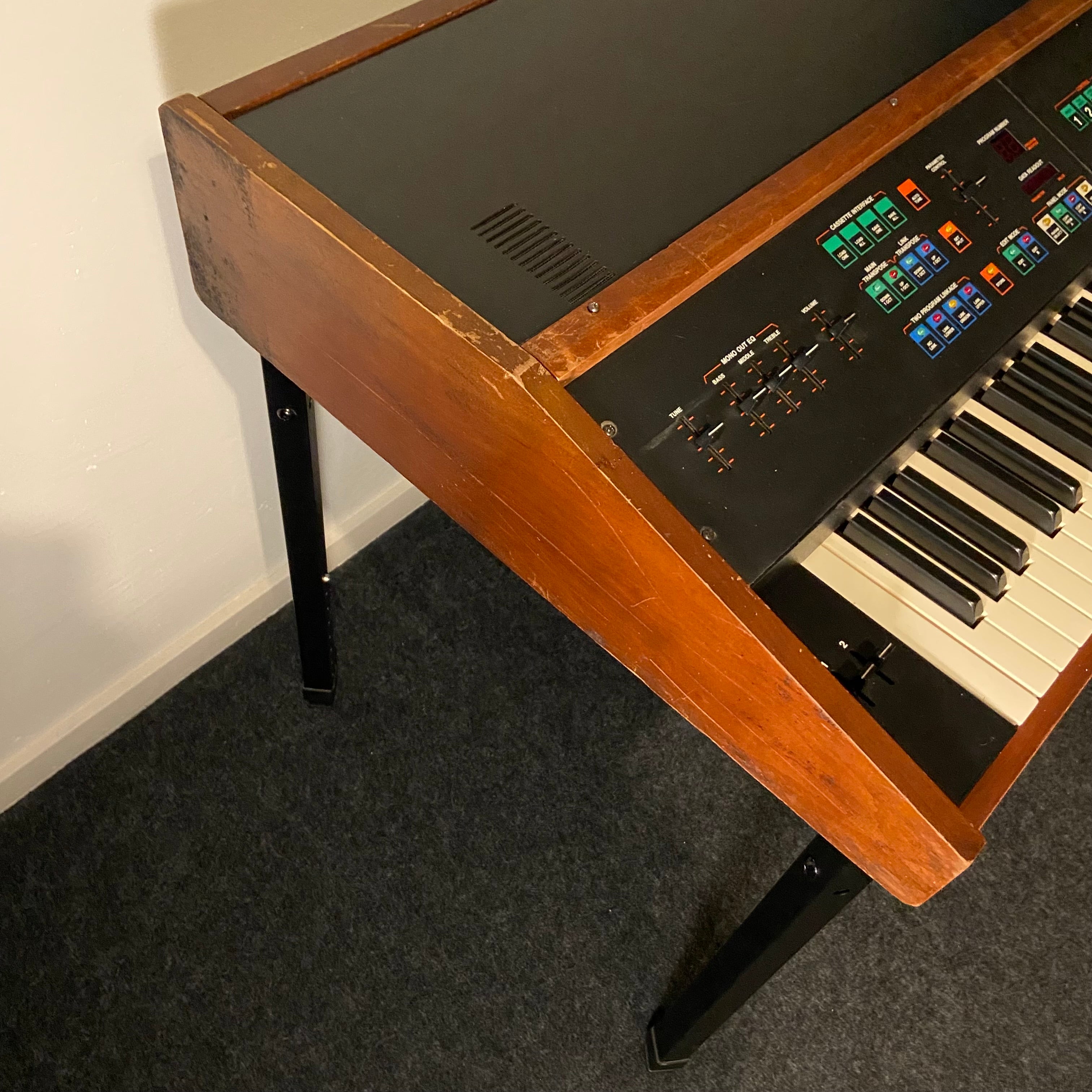 Rhodes Chroma