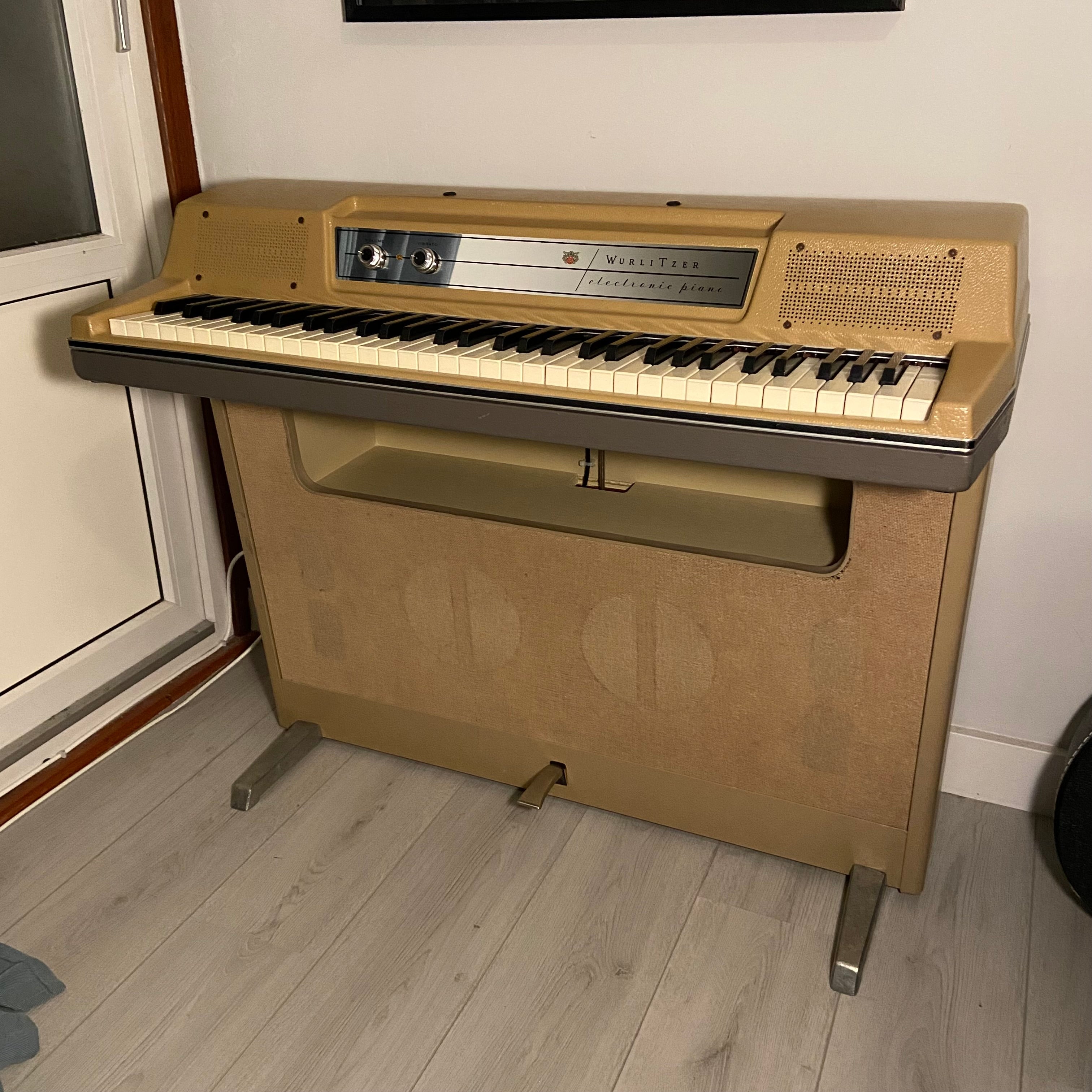 Wurlitzer 206 hybrid chop